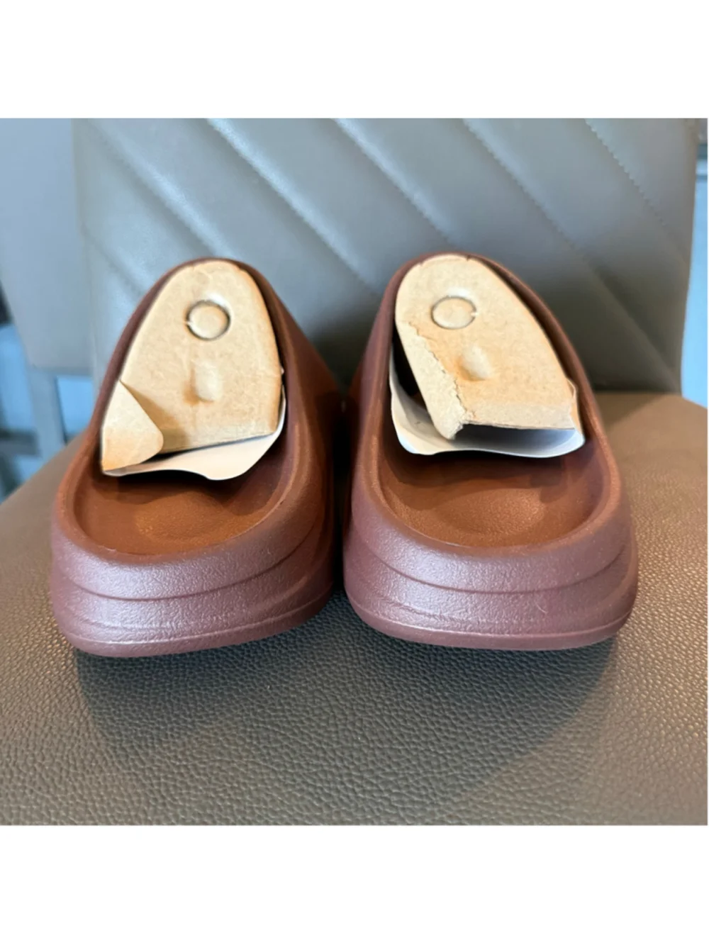 Men’s YS-01 brown slides